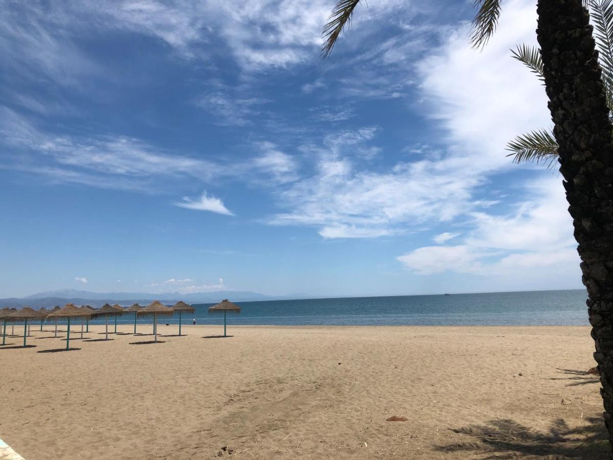 Carihuela Beach Apartment, 2Nd Line Torremolinos Zewnętrze zdjęcie