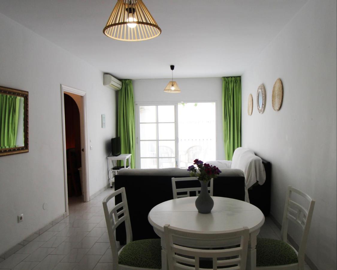 Carihuela Beach Apartment, 2Nd Line Torremolinos Zewnętrze zdjęcie